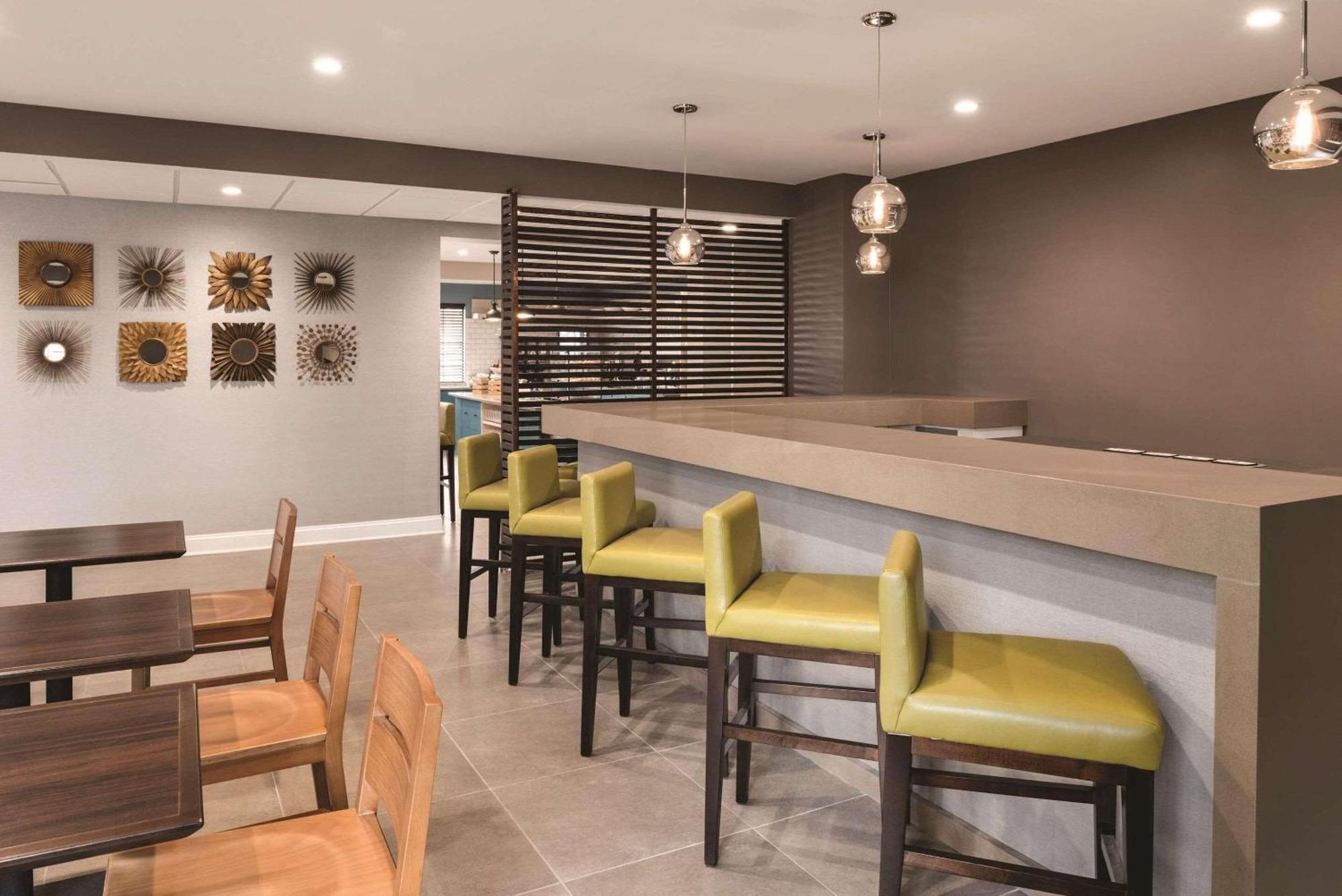 Country Inn & Suites By Radisson, Chicago-Hoffman Hoffman Estates Dış mekan fotoğraf